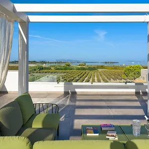 Martina's Vineyard - Villa Marsala